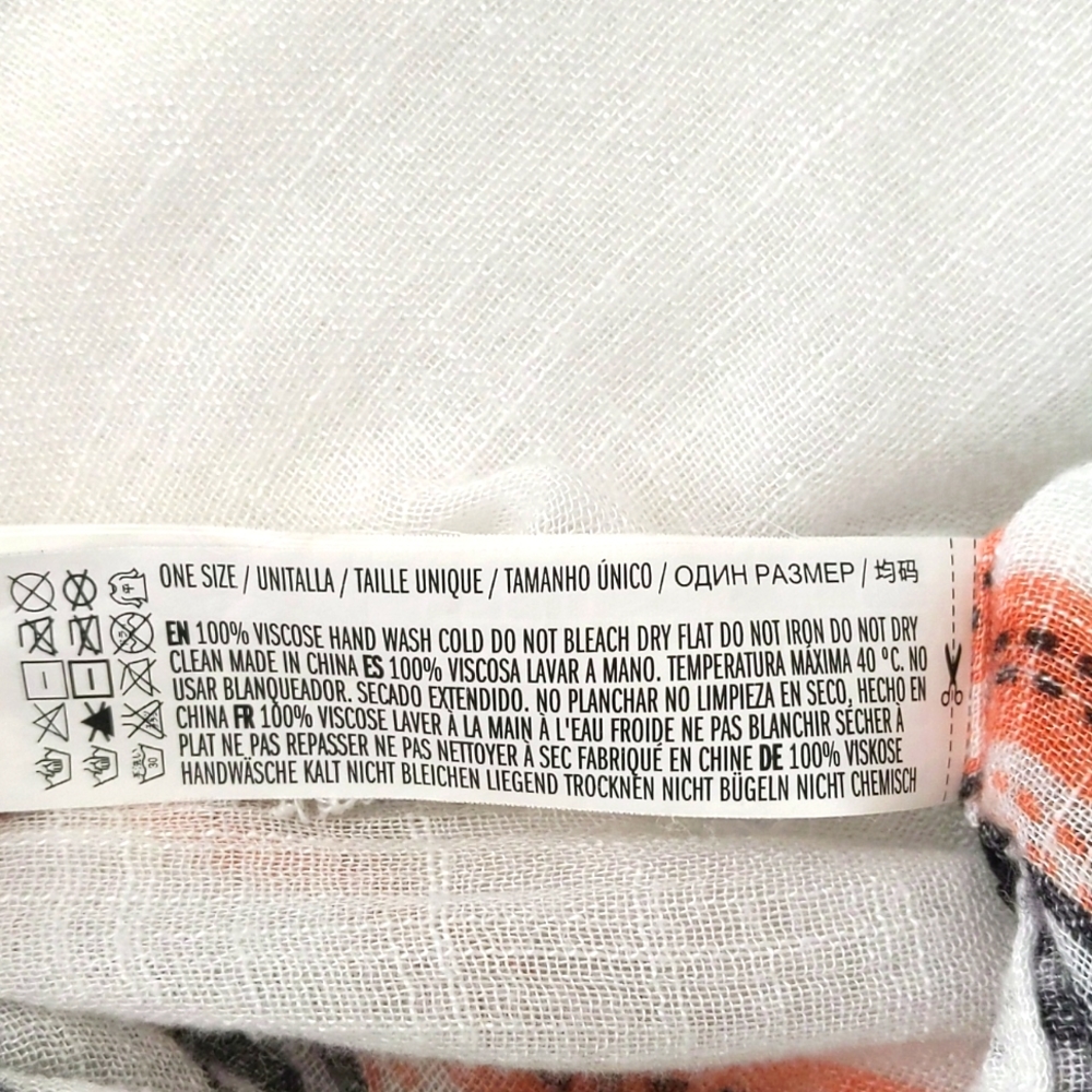 $1 if bundled - Palm Tree Print Scarf - Picture 6 of 8